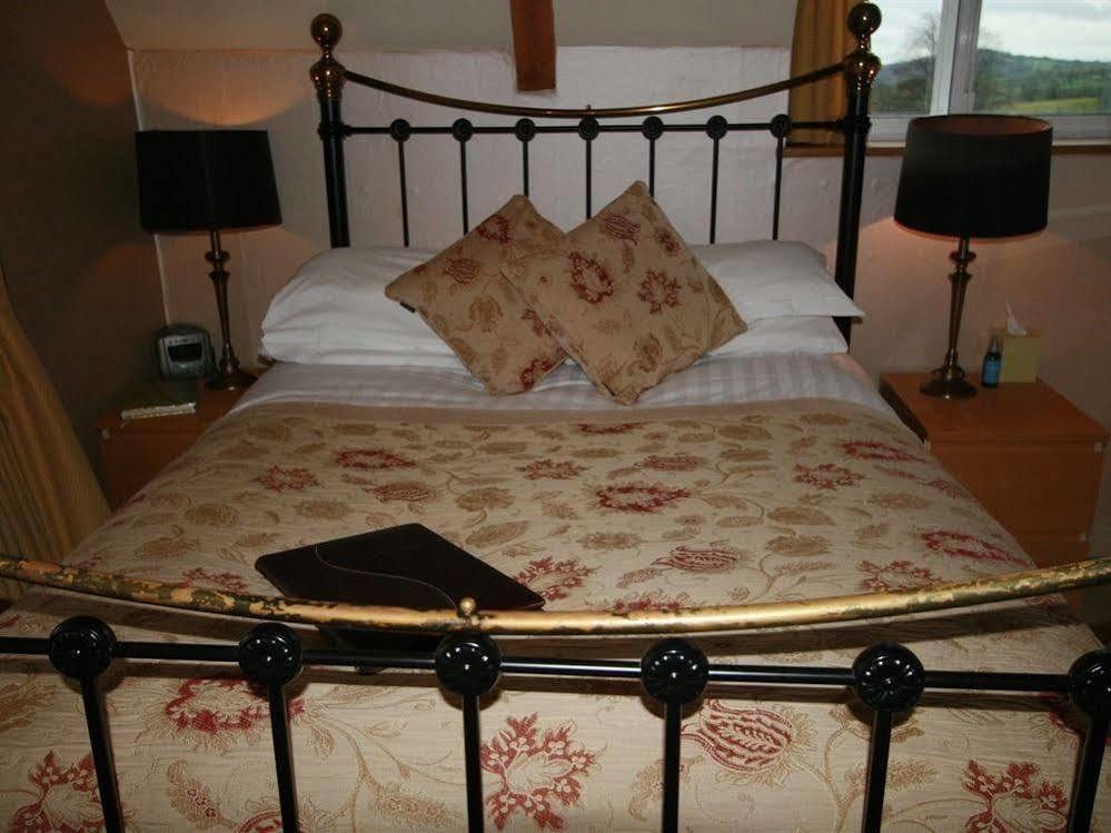 Bed and Breakfast The Belfry At Yarcombe Экстерьер фото