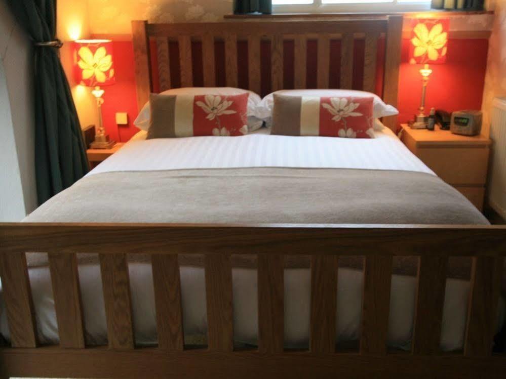 Bed and Breakfast The Belfry At Yarcombe Экстерьер фото