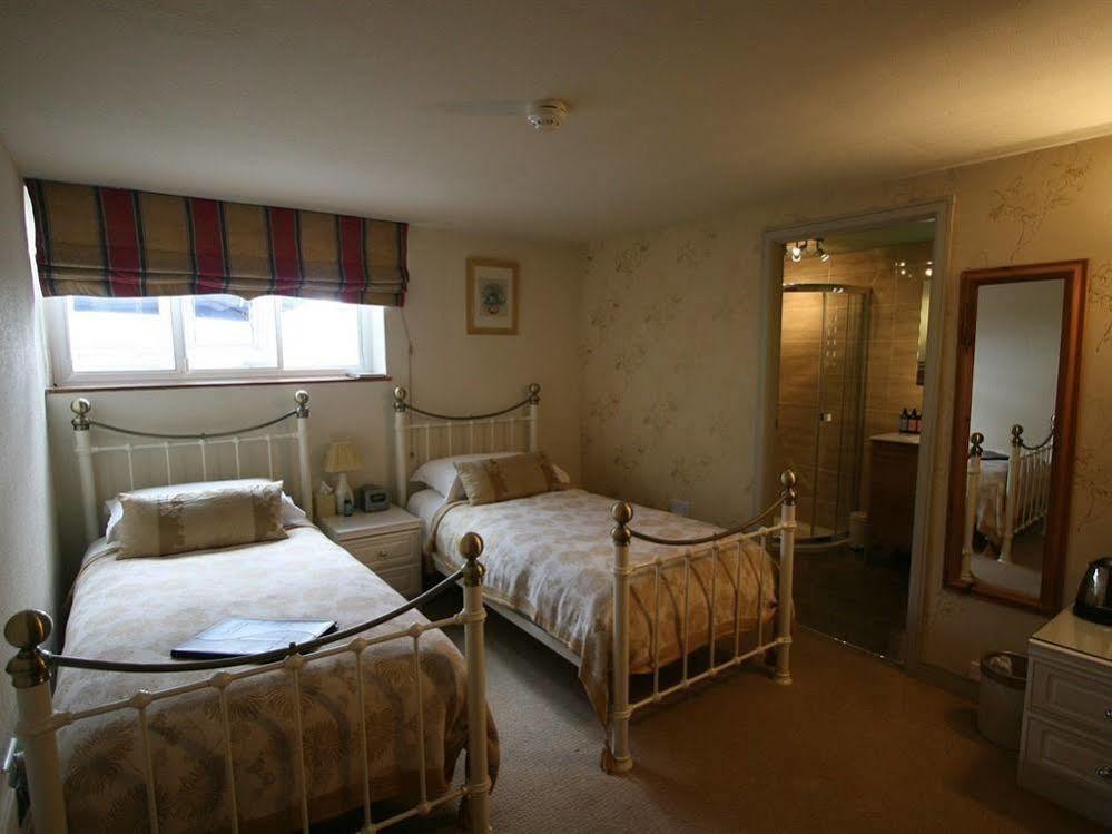 Bed and Breakfast The Belfry At Yarcombe Экстерьер фото